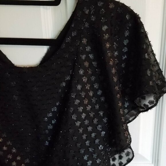 Isaac Mizrahi sparkly blouse, size 8 - Picture 4 of 13